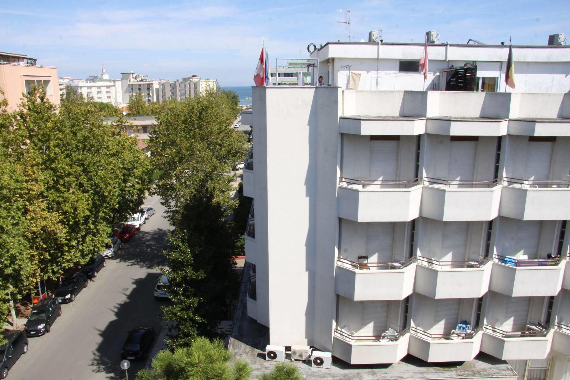 Hotel Tilly Cesenatico Exterior foto