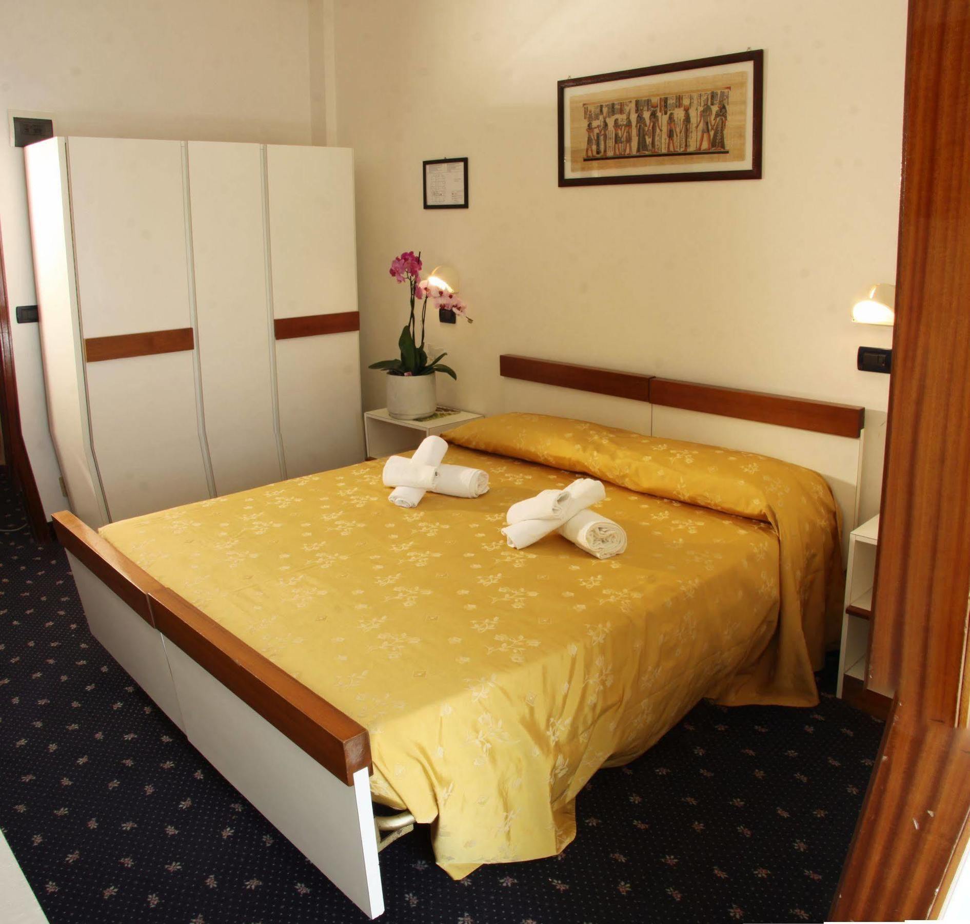 Hotel Tilly Cesenatico Exterior foto
