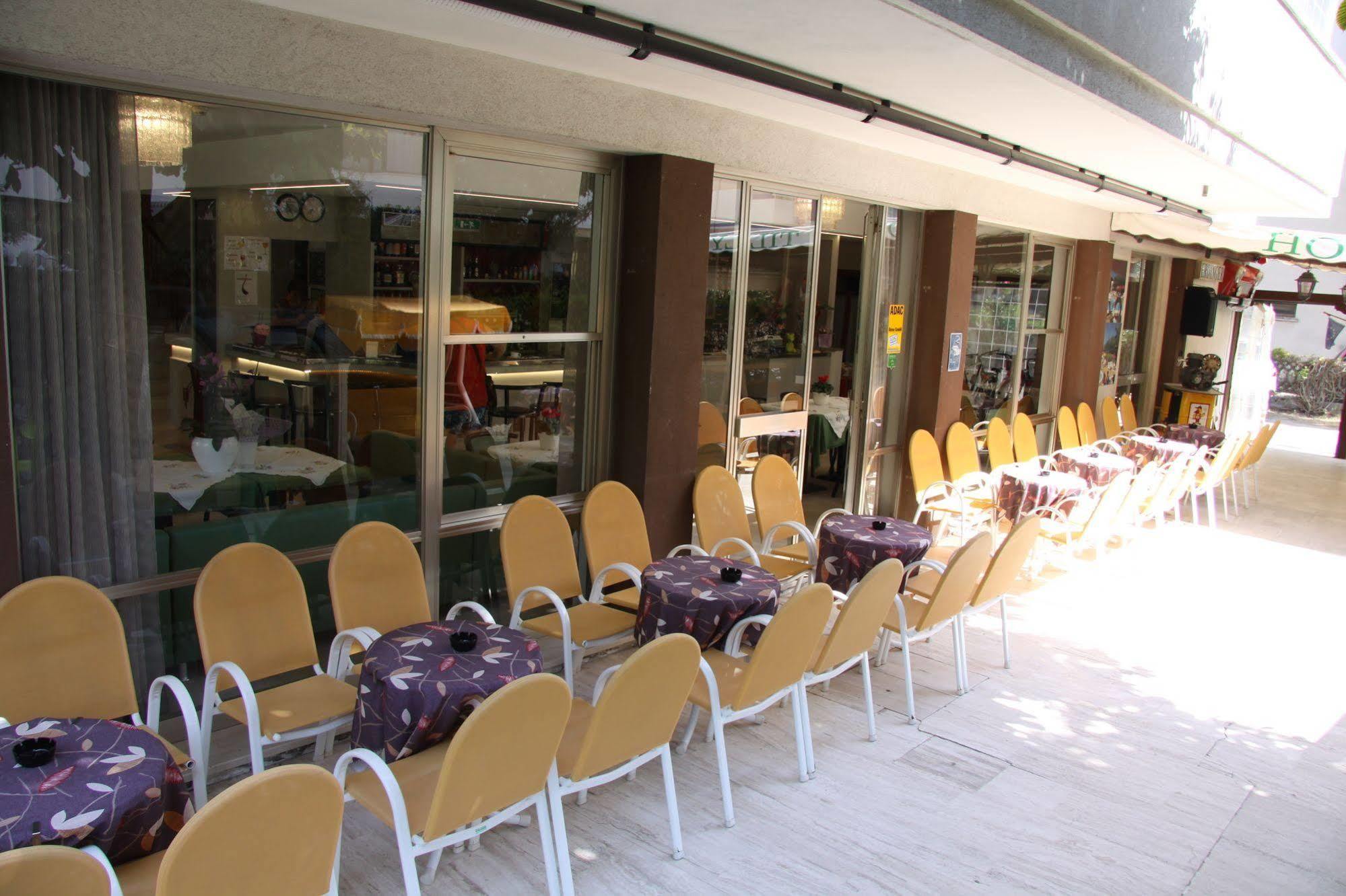 Hotel Tilly Cesenatico Exterior foto